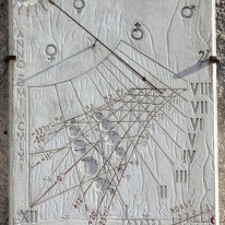 Cadran solaire Place du Château - Cité médiévale - 11000 Carcassonne